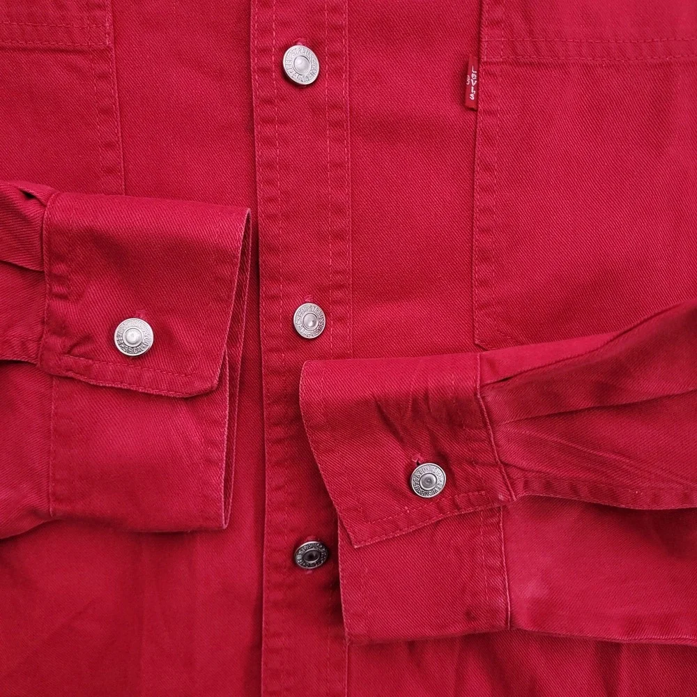 Levis feel items